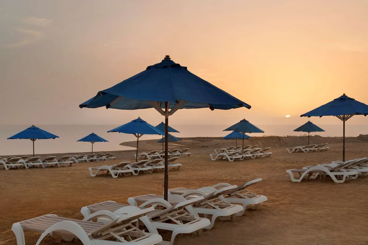 Ramada Resort Dead Sea — rooms and atmosphere
