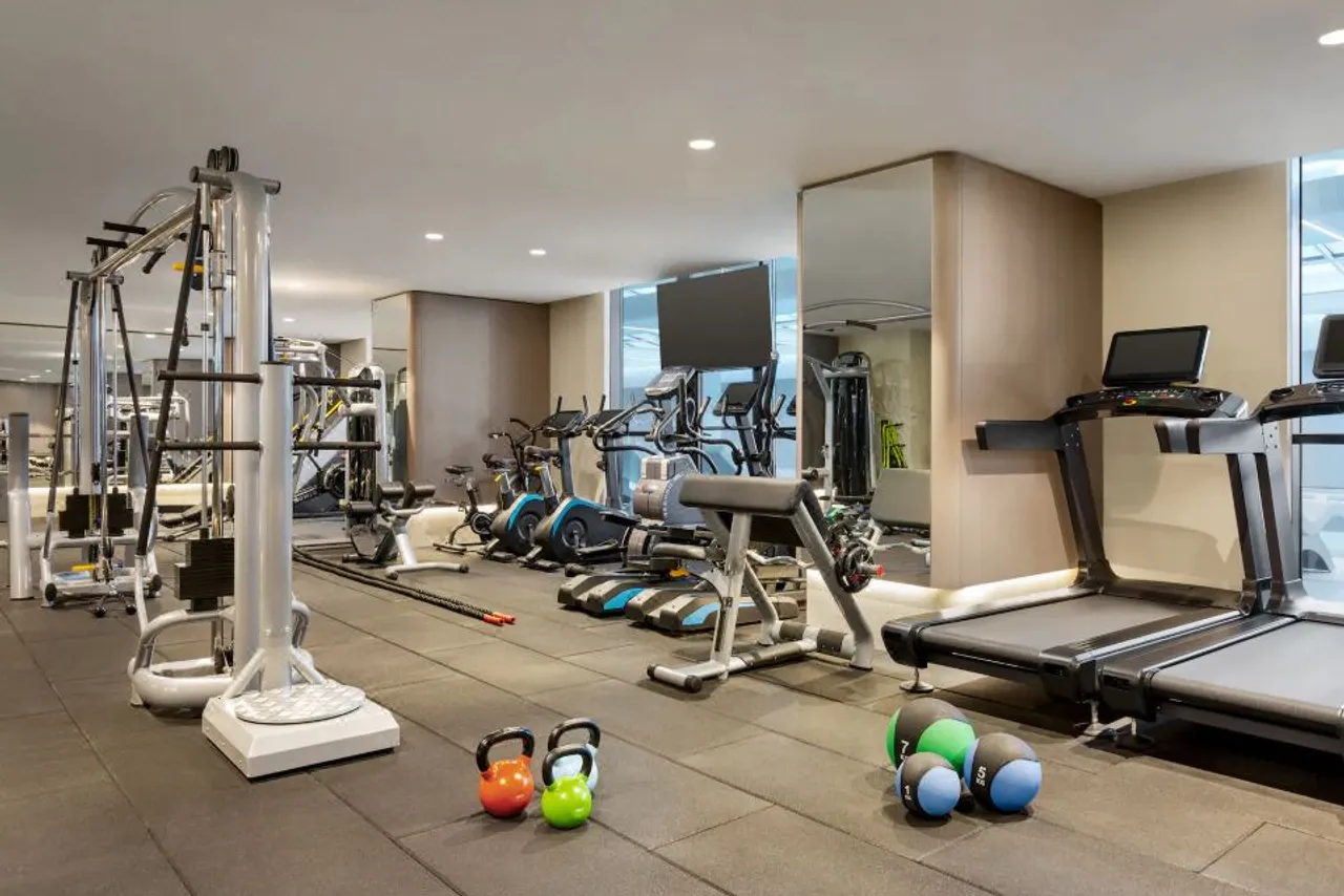 Ramada Plaza by Wyndham Batumi — rooms and atmosphere