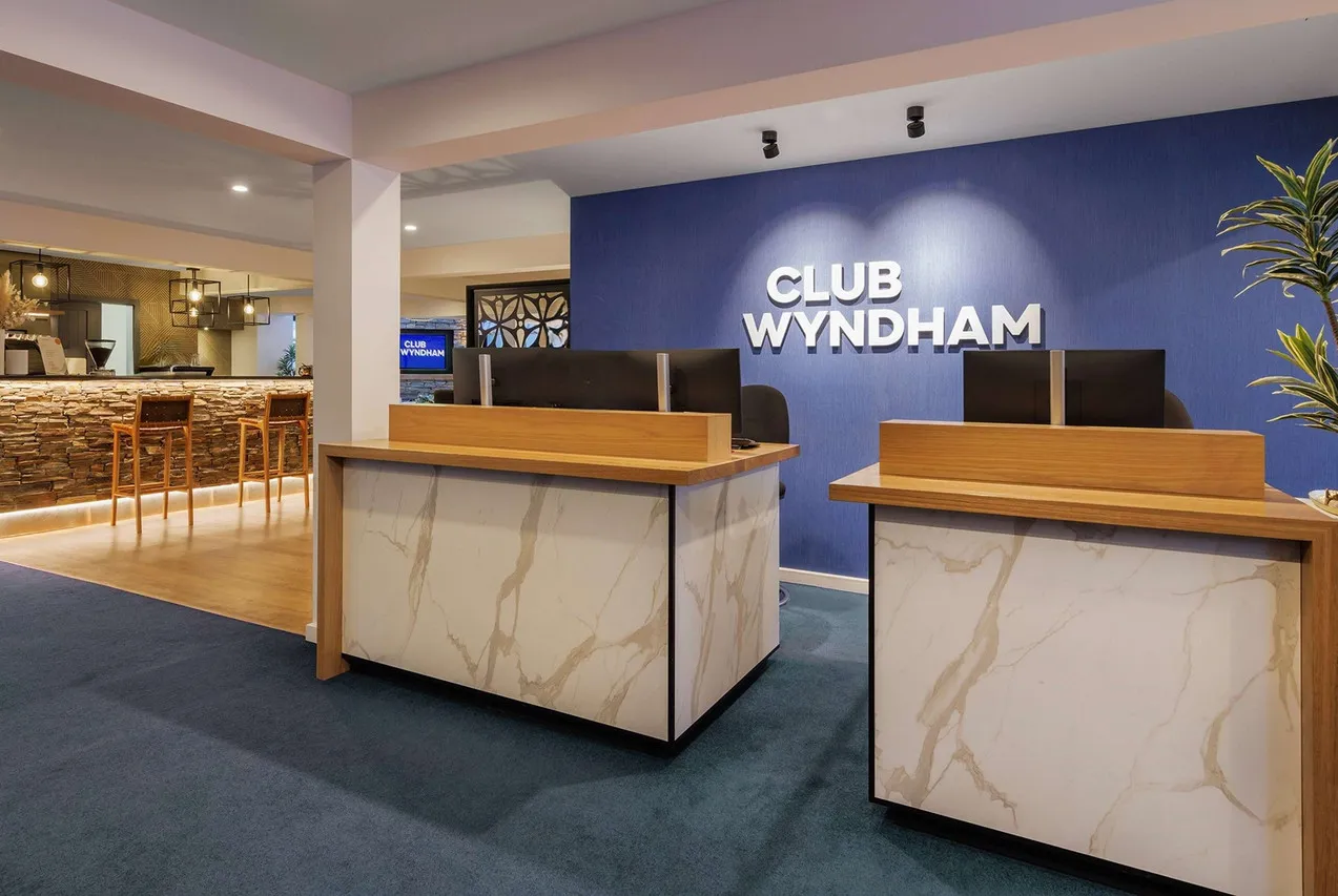Ramada Resort by Wyndham Wanaka — rooms and atmosphere