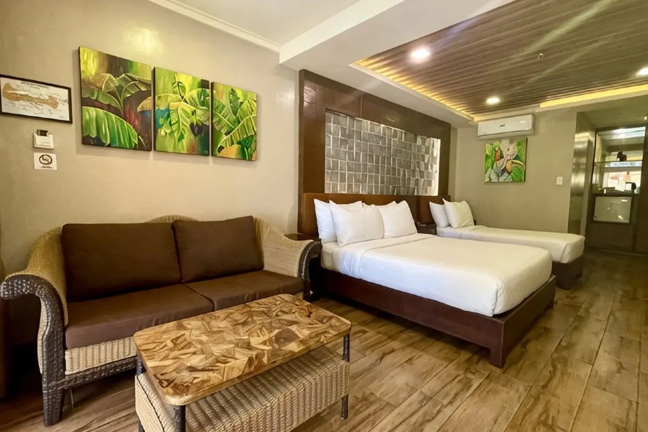 Red Coconut Beach Hotel Boracay — rooms and atmosphere