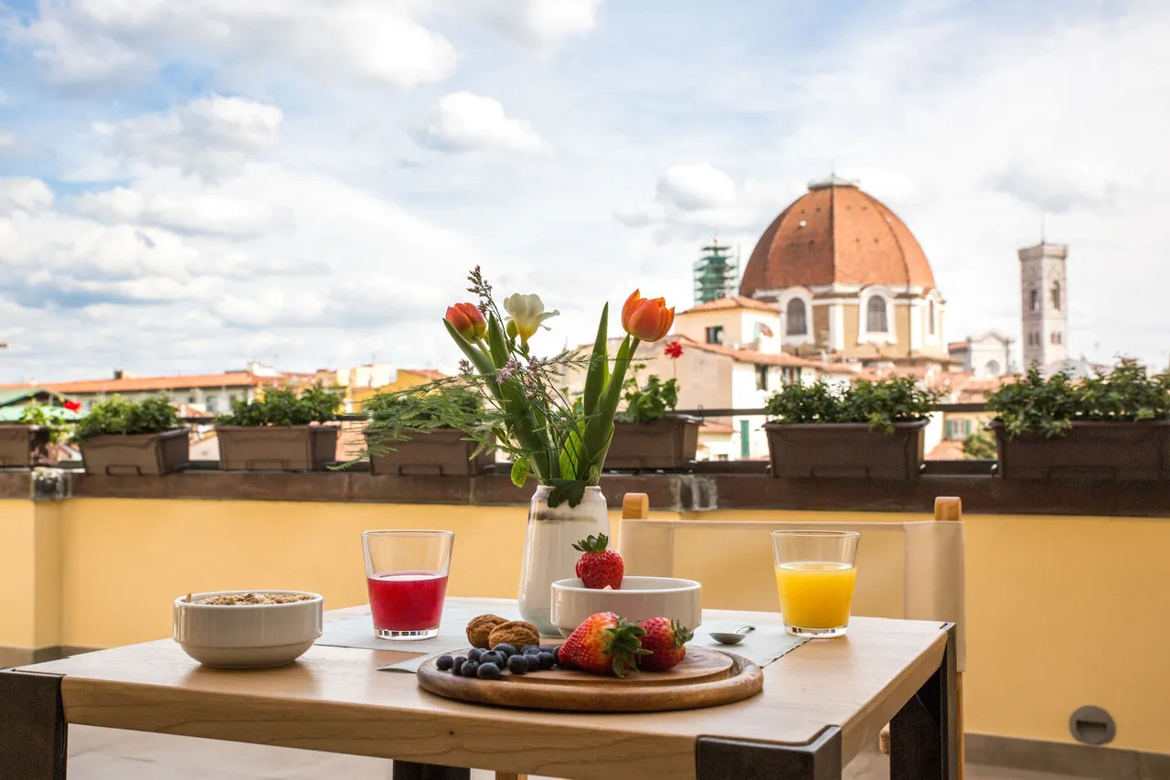 Relais Luce Florence — ภาพห้องพักและบรรยากาศ