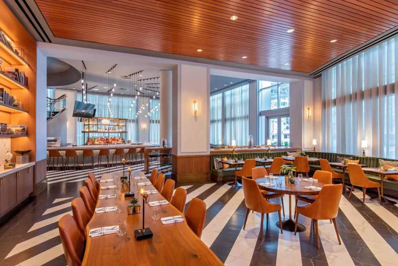Renaissance Boston Seaport District — rooms and atmosphere