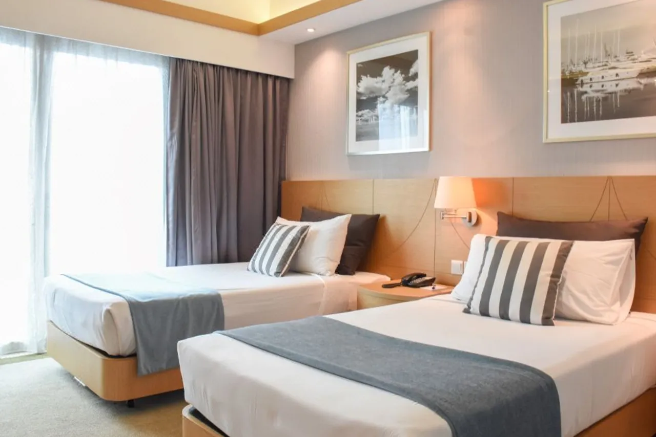 Republic of Singapore Yacht Club — rooms and atmosphere