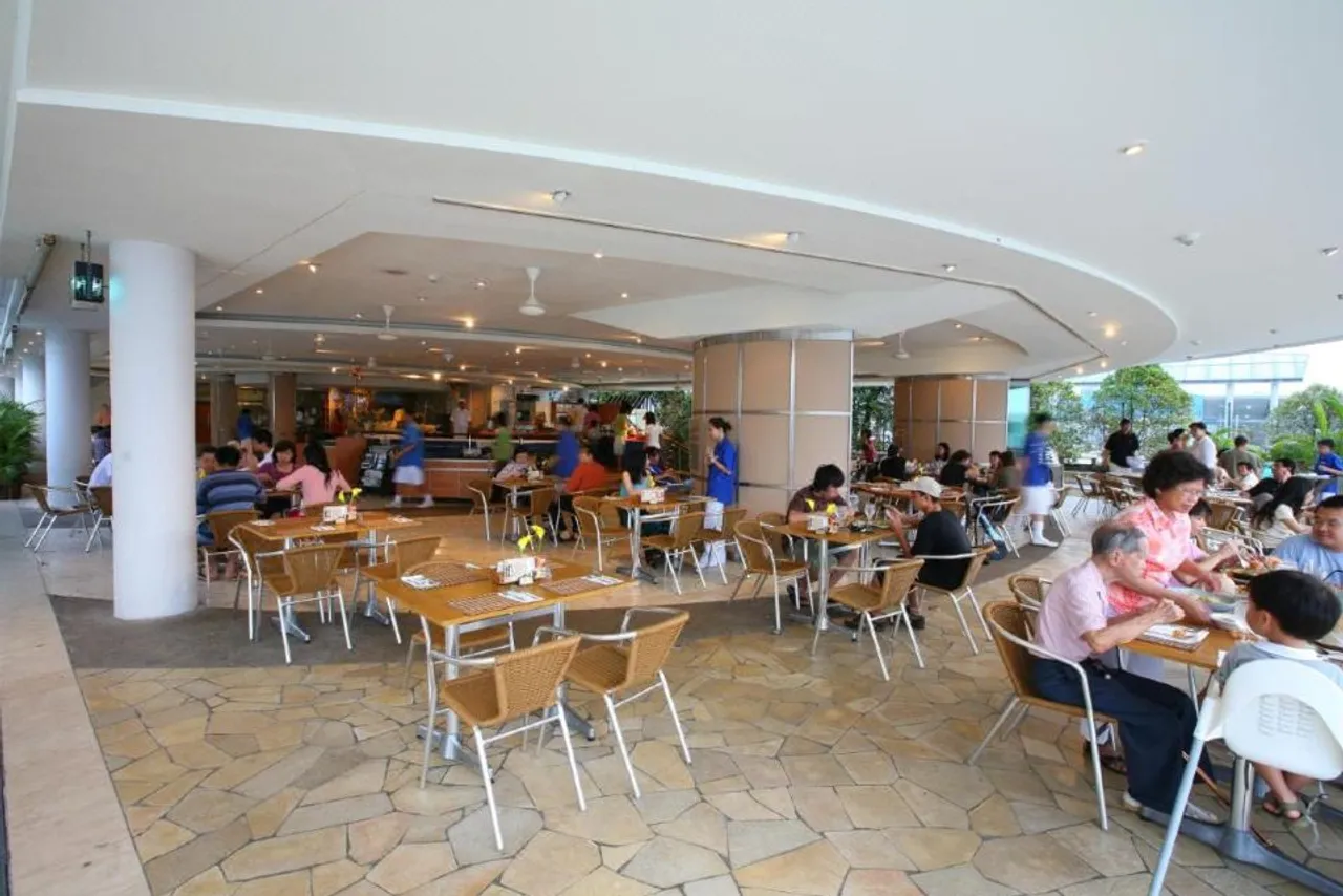 Republic of Singapore Yacht Club — rooms and atmosphere