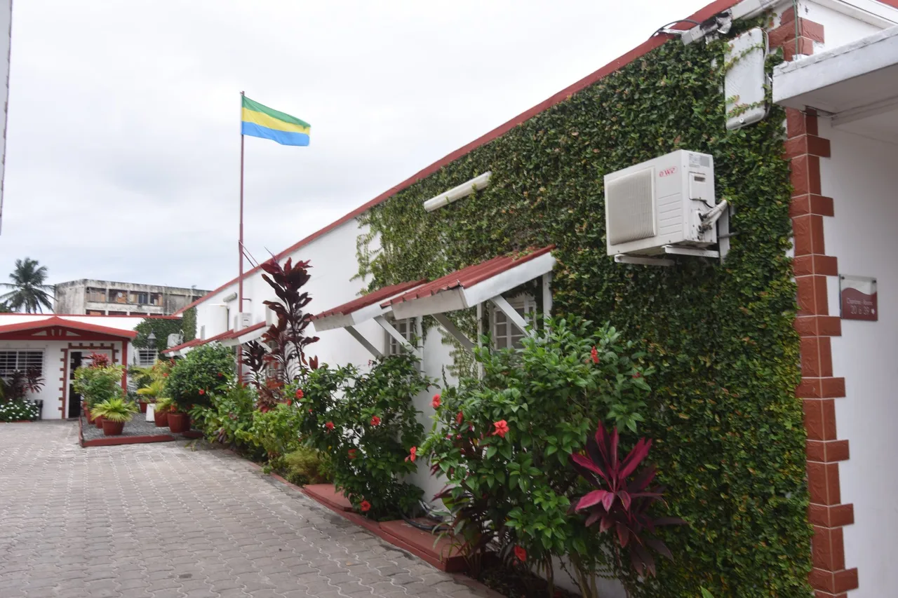 Residence Hoteliere Ophelia Lodge — พอร์ตเจนทิล