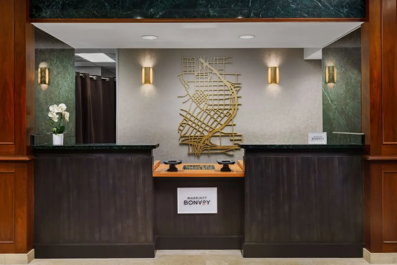 Residence Inn by Marriott Atlanta Downtown — rooms and atmosphere