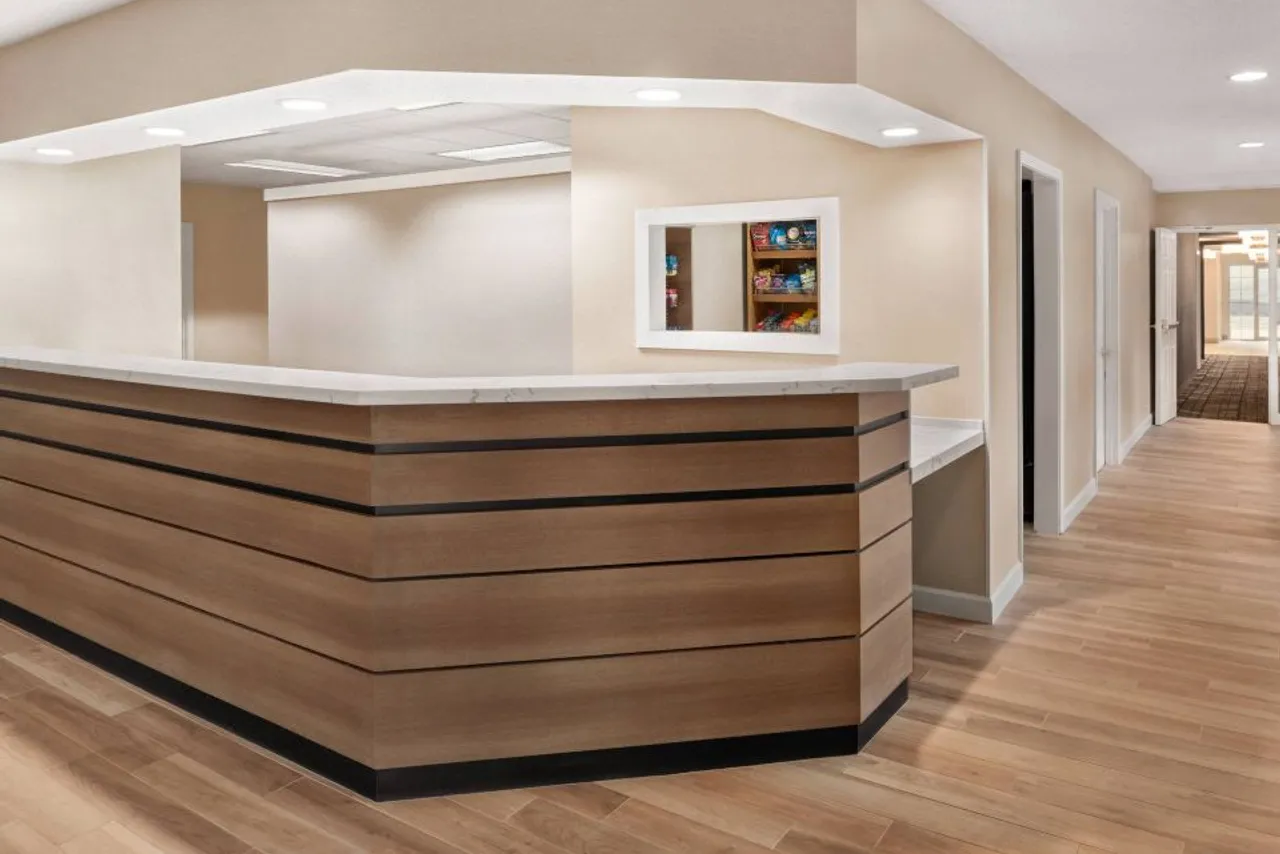Residence Inn by Marriott Kansas City Independence — rooms and atmosphere