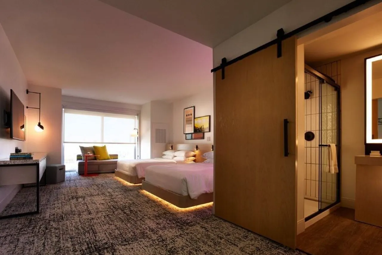 Reverb by Hard Rock Atlanta Downtown — rooms and atmosphere