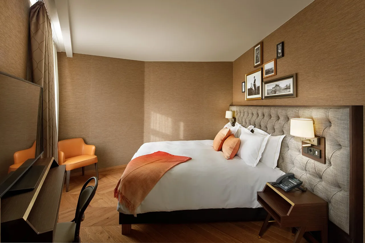 Reykjavik Konsulat Hotel, Curio Collection by Hilton — rooms and atmosphere
