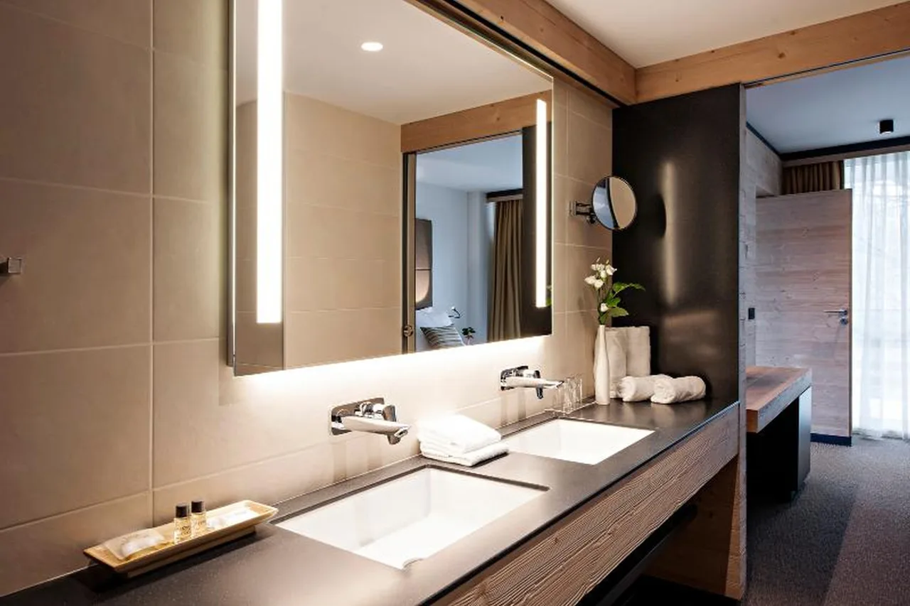 Rikli Balance Hotel — ภาพห้องพักและบรรยากาศ
