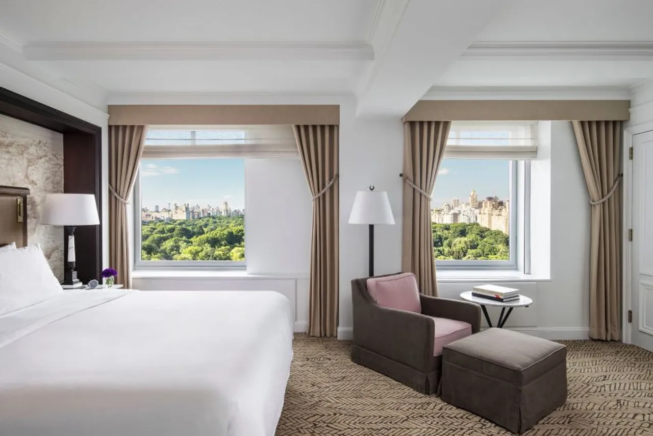 The Ritz-Carlton New York, Central Park — rooms and atmosphere