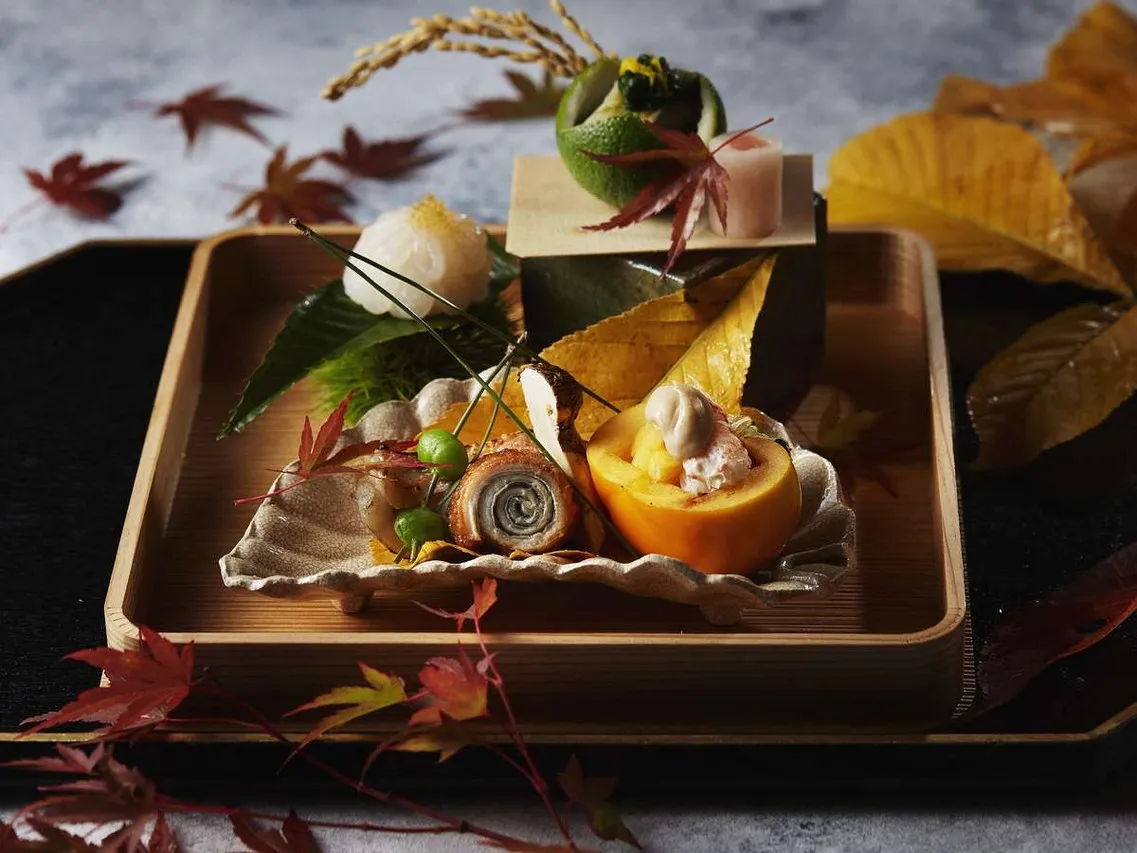 The Ritz-Carlton Osaka — rooms and atmosphere