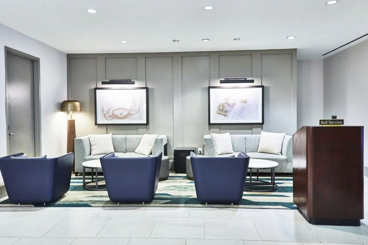 Hotel Riu Plaza Fisherman's Wharf — rooms and atmosphere