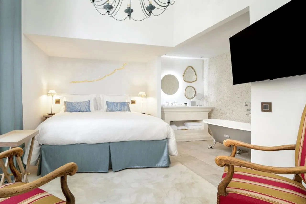 Riva Marina Hvar Hotel — rooms and atmosphere