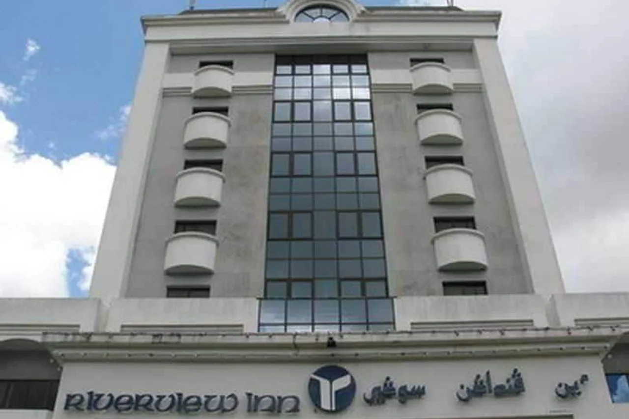 Riverview Hotel — rooms and atmosphere