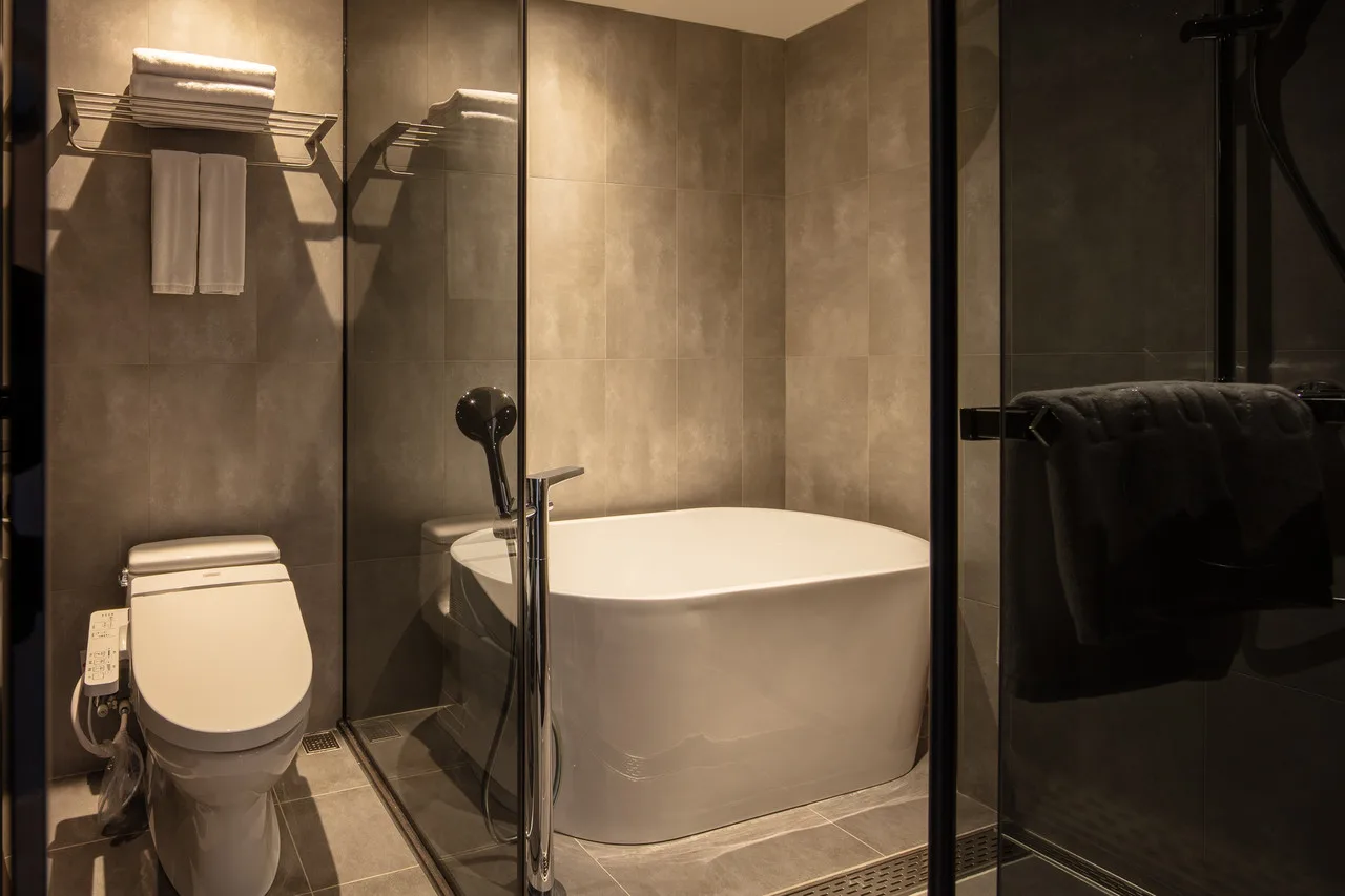 Roaders Plus Hotel Taipei Station — ภาพห้องพักและบรรยากาศ