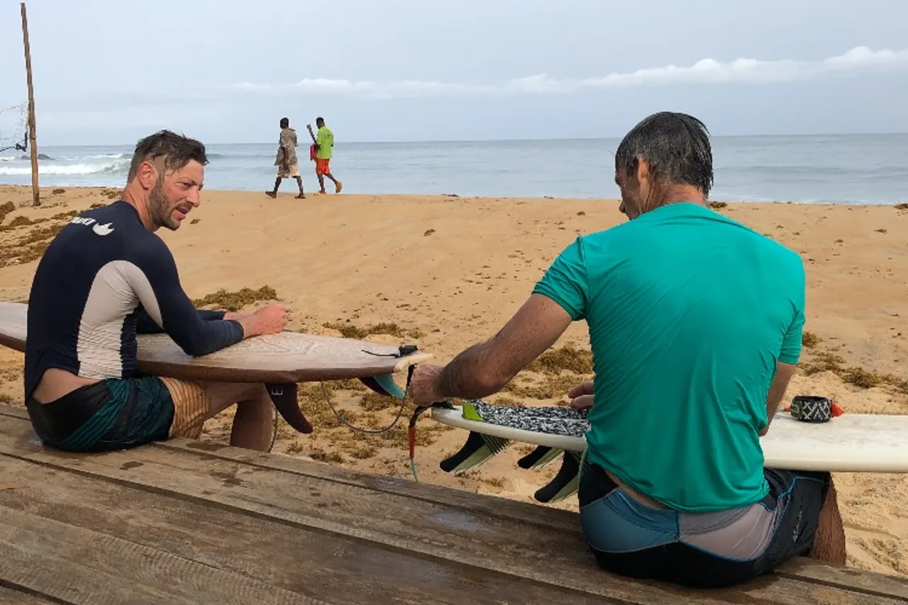 Robertsport Surf Club — ภาพห้องพักและบรรยากาศ