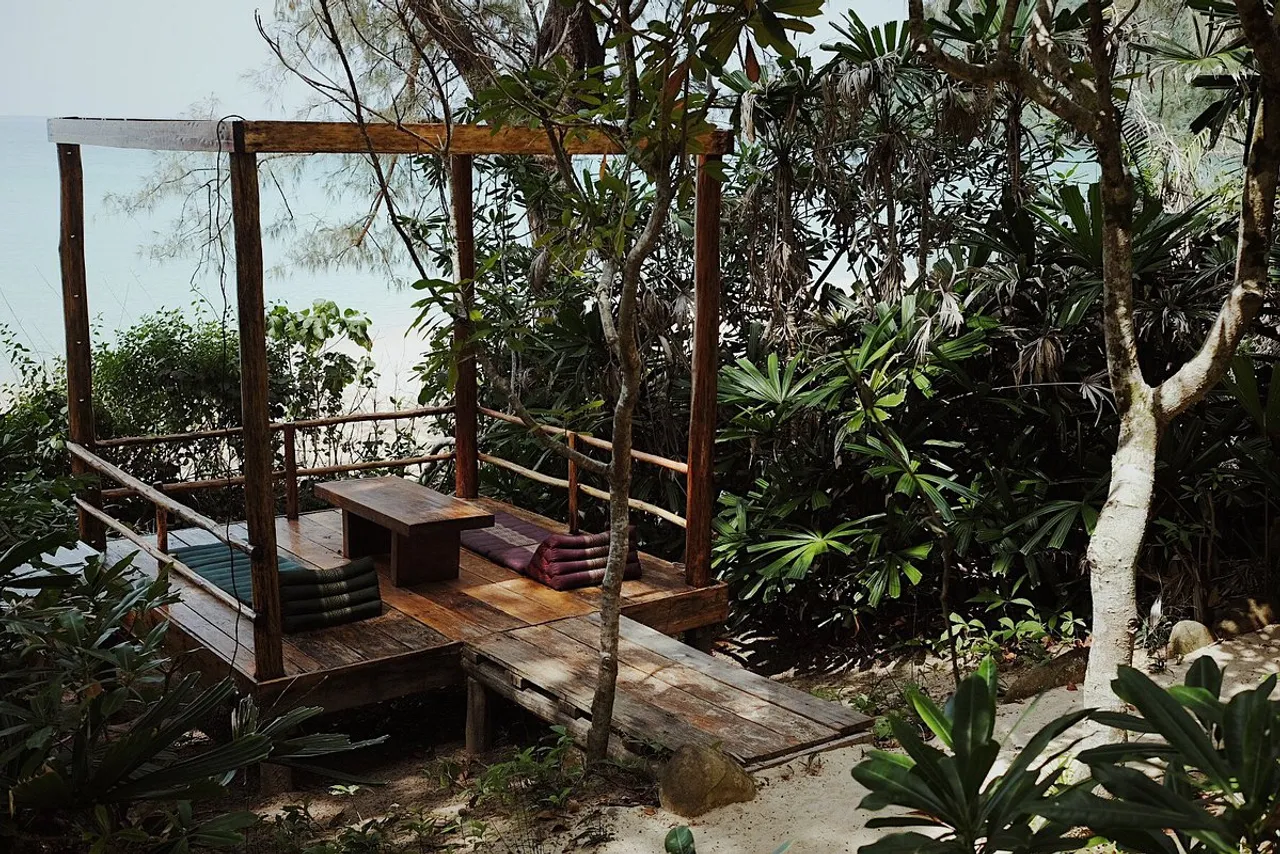 Robinson Bungalows — rooms and atmosphere