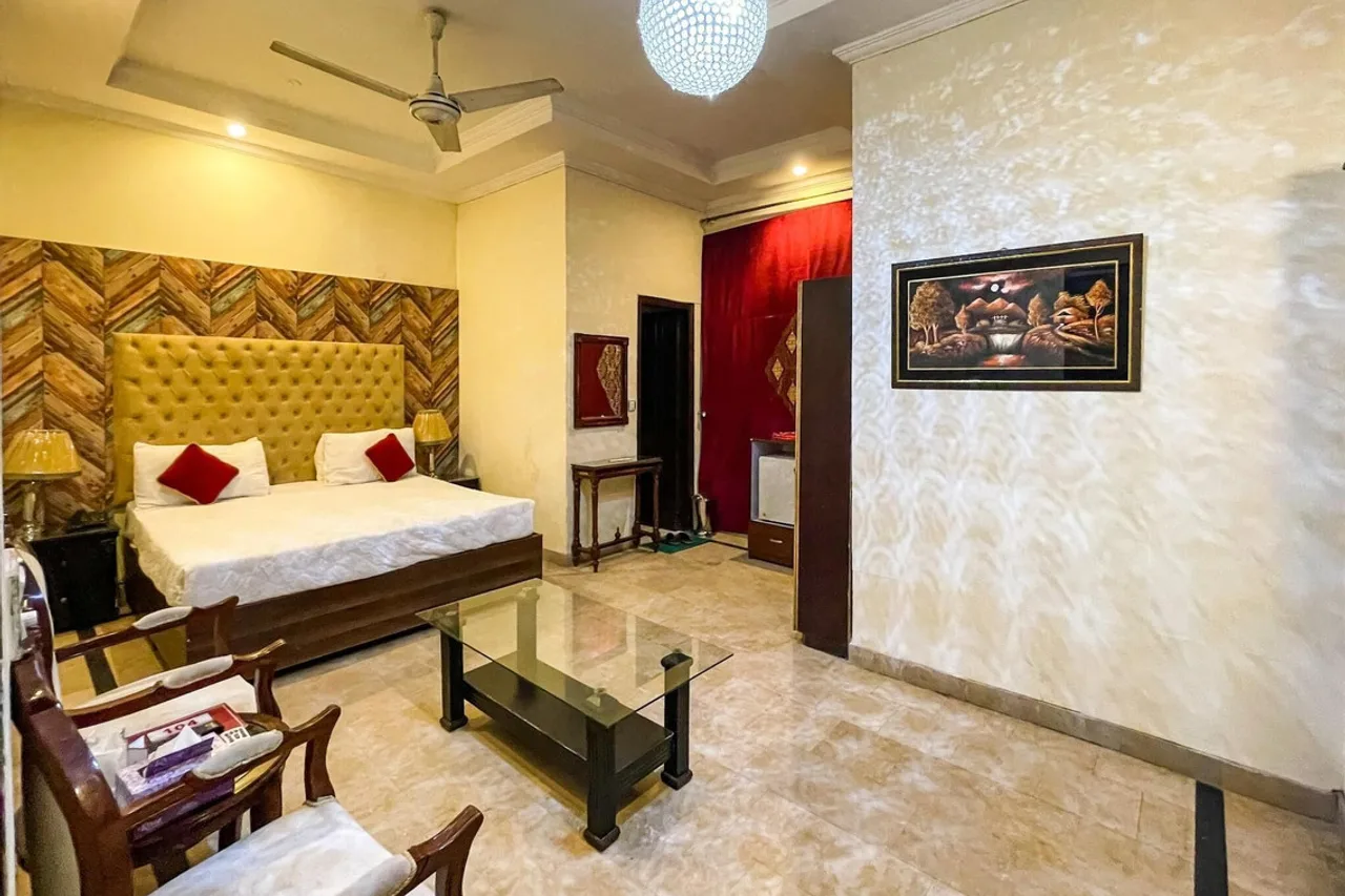 Rose Palace Hotel, Gulberg — ภาพห้องพักและบรรยากาศ