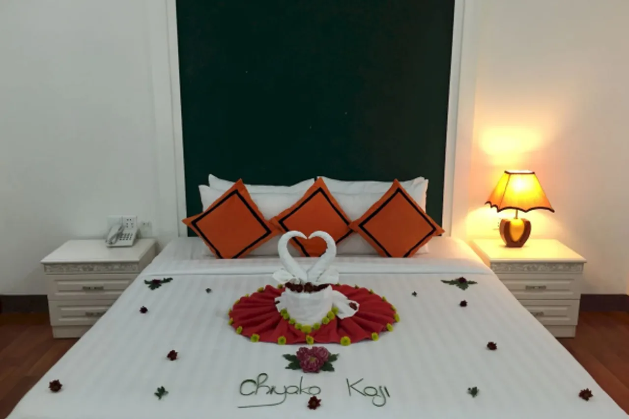 Rose Royal Suite — rooms and atmosphere