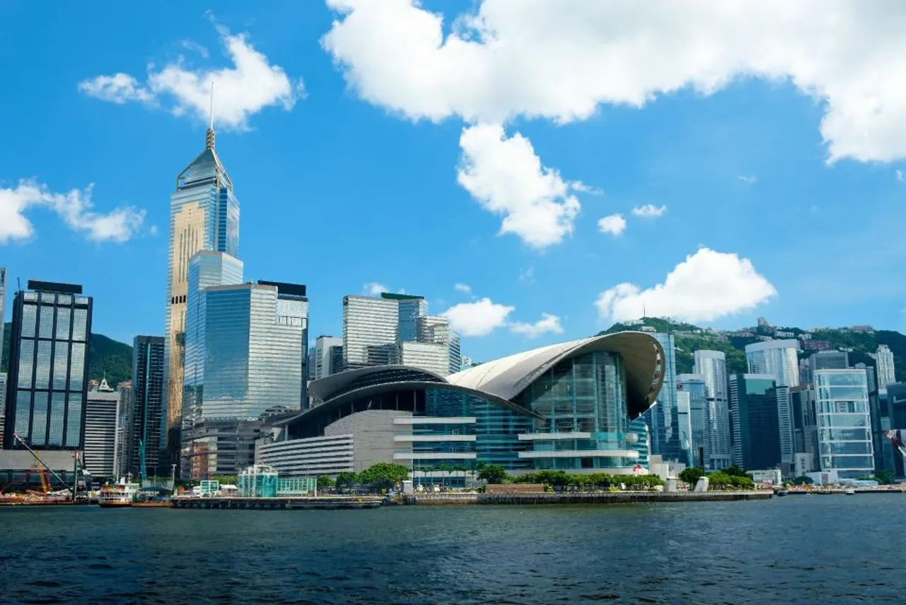 Rosedale Hotel Hong Kong — rooms and atmosphere