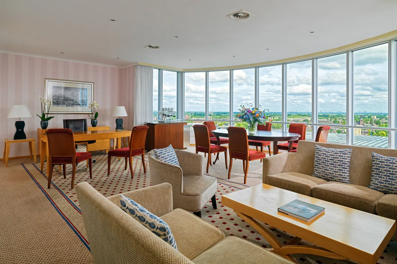 Rotterdam Marriott Hotel — ภาพห้องพักและบรรยากาศ