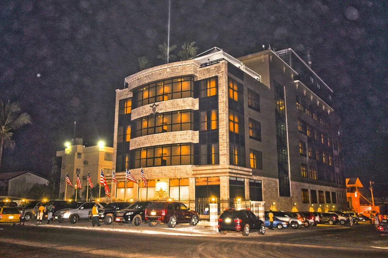 Royal Grand Hotel — rooms and atmosphere
