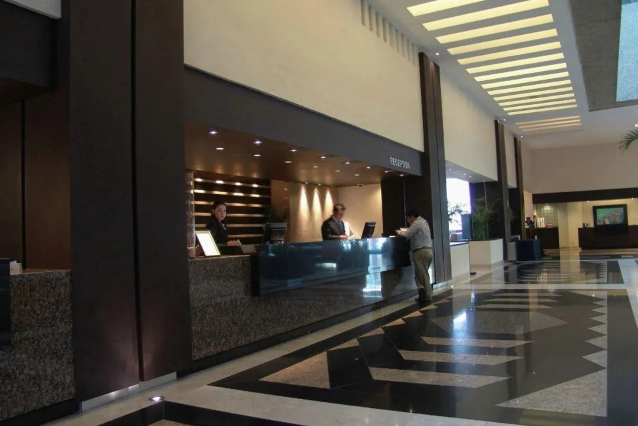 Royal Pedregal — rooms and atmosphere