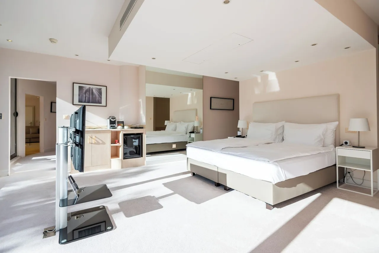 Royal Plaza Montreux — ภาพห้องพักและบรรยากาศ