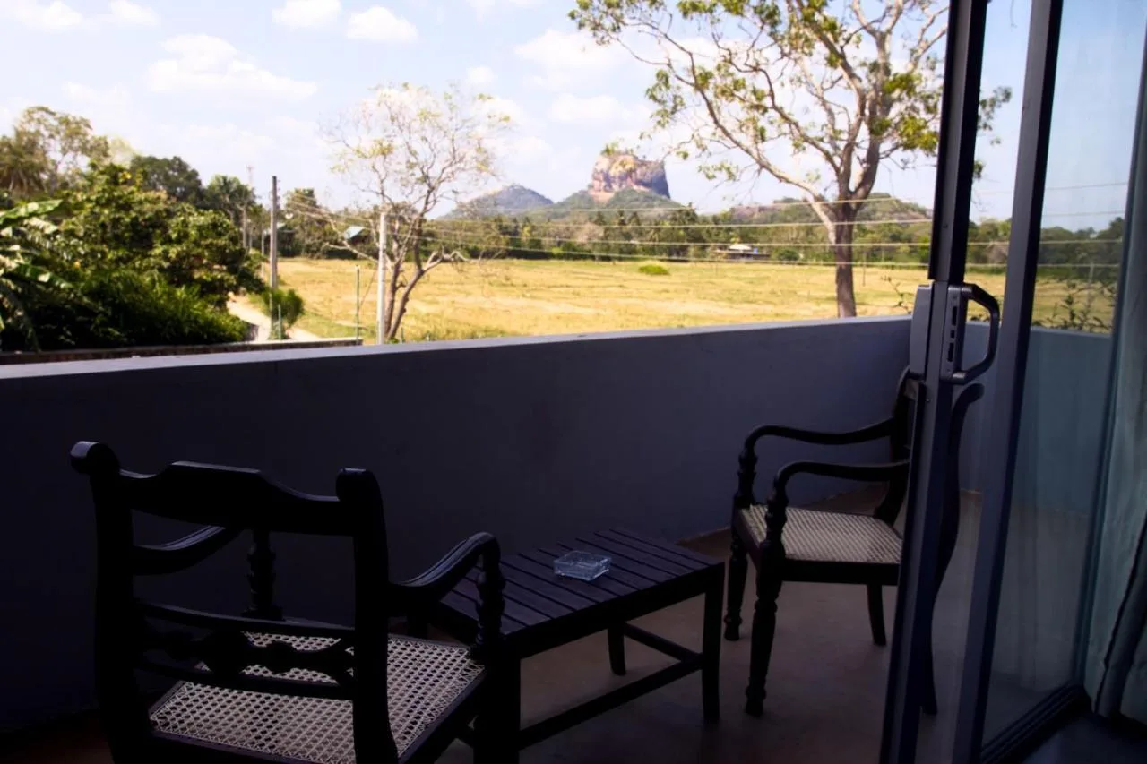 Royal Rock Sigiriya — ภาพห้องพักและบรรยากาศ