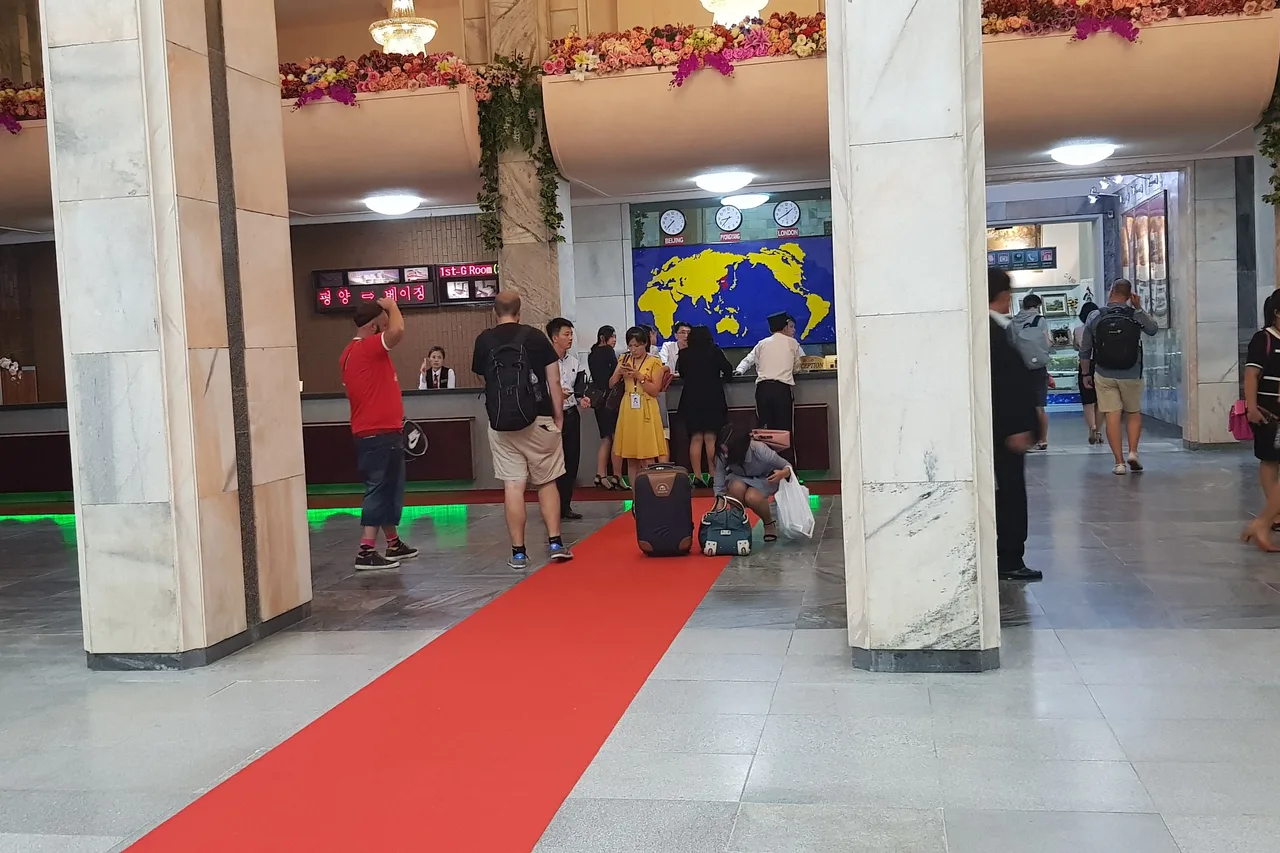Ryanggang Hotel — rooms and atmosphere