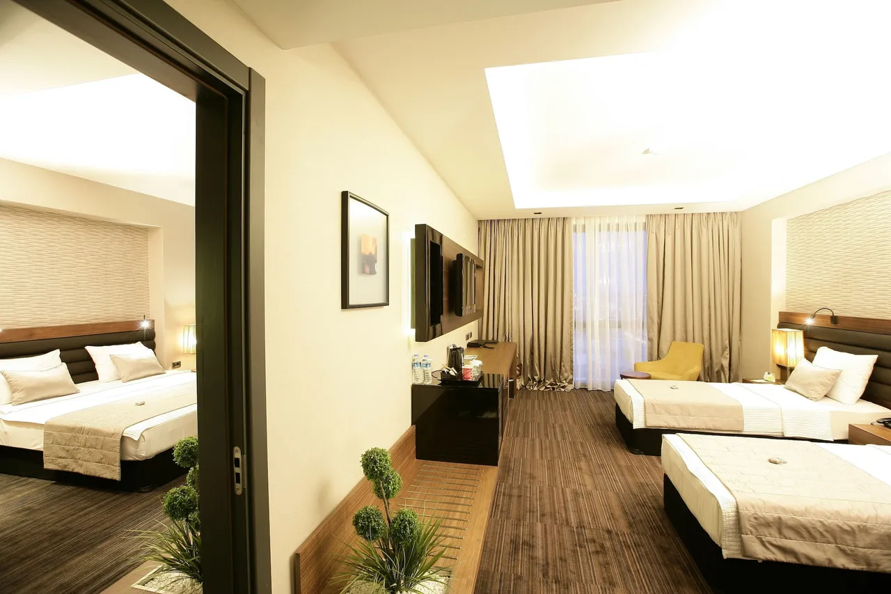 RYS Hotel — ภาพห้องพักและบรรยากาศ