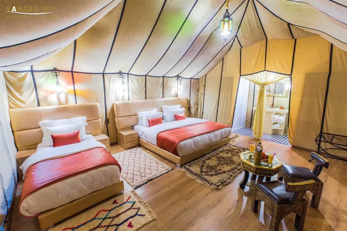 Sahara Sky Luxury Camp — ภาพห้องพักและบรรยากาศ