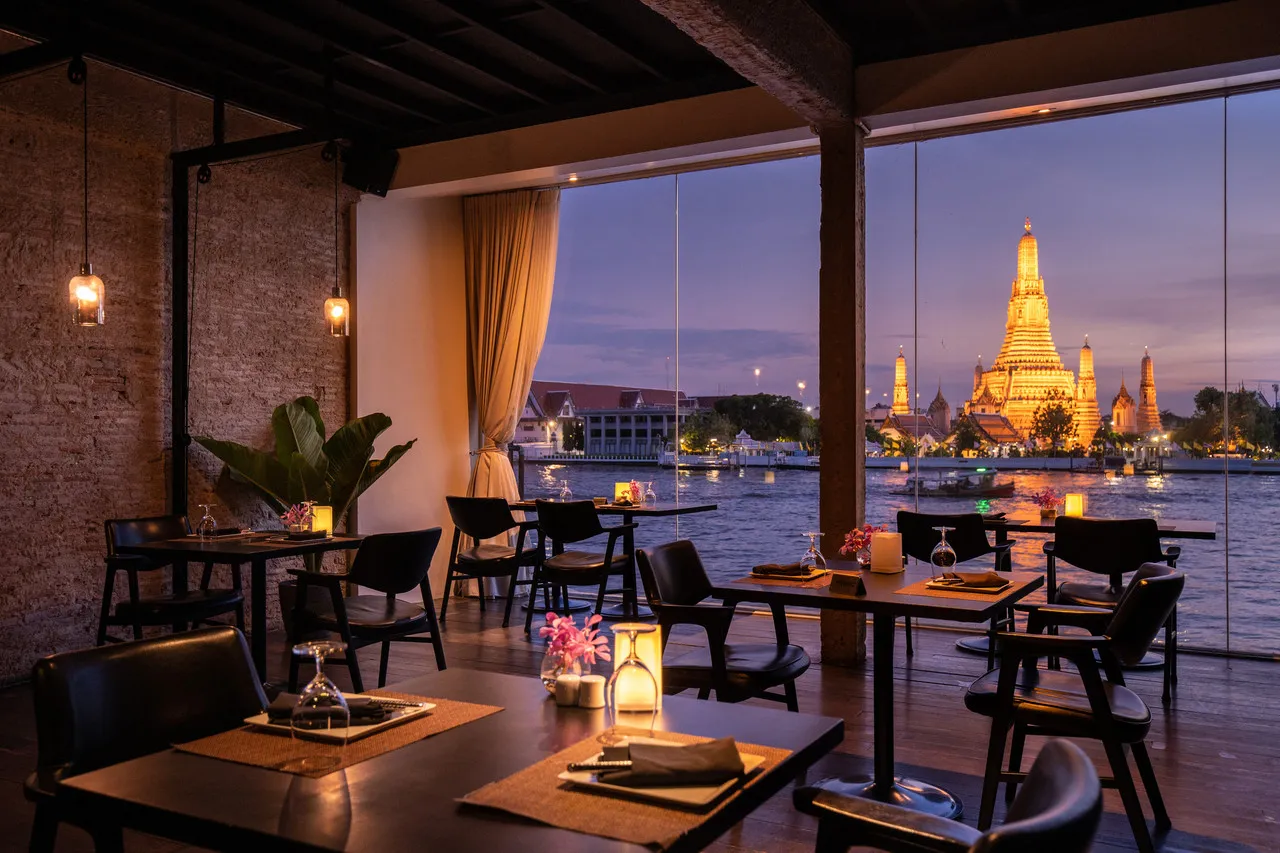 Sala Rattanakosin Bangkok — rooms and atmosphere