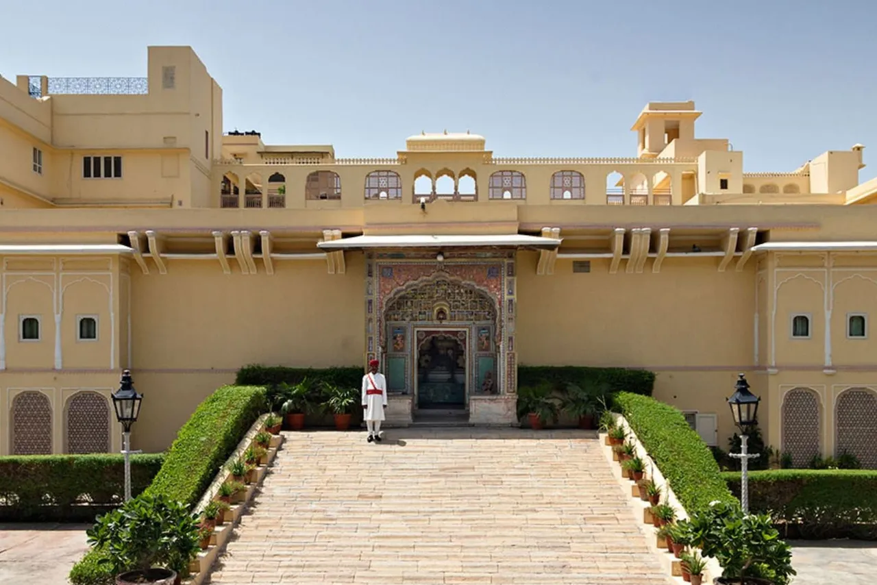 Samode Haveli — rooms and atmosphere