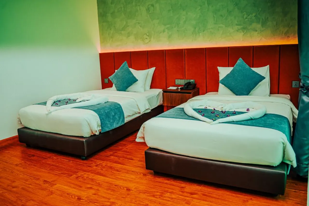 Sangkahak Mith Hotel — rooms and atmosphere