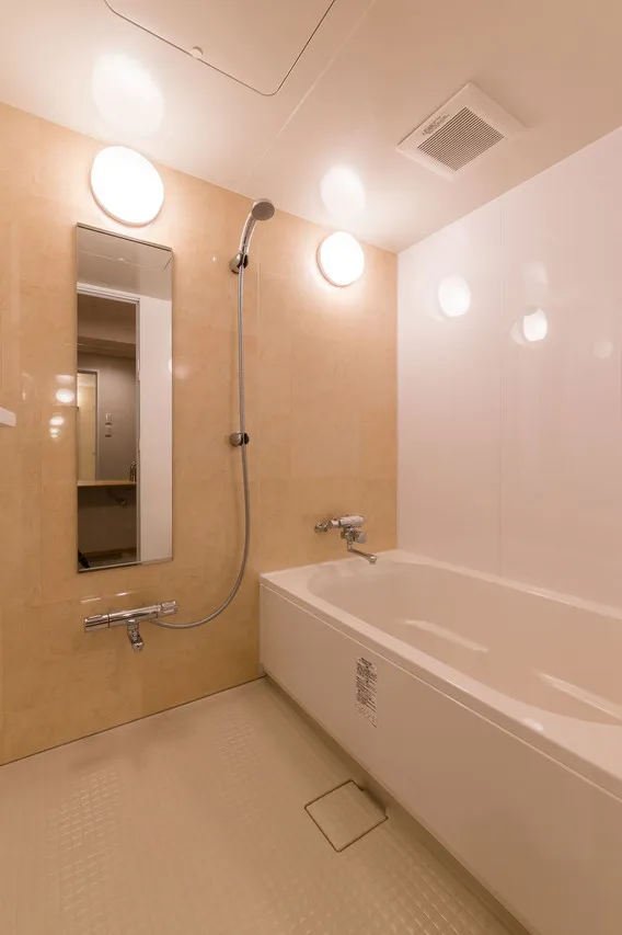 Sarasa Hotel Namba — rooms and atmosphere