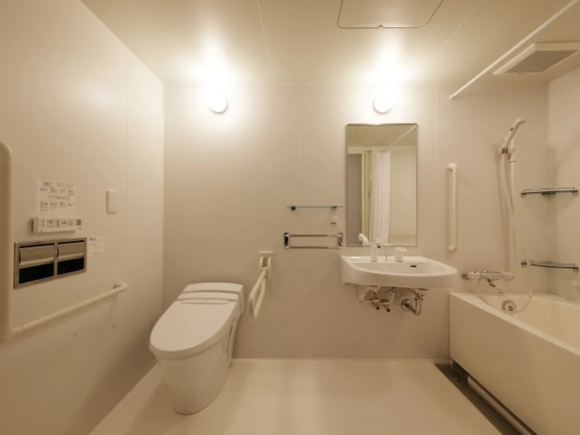 Sarasa Hotel Shinsaibashi — rooms and atmosphere