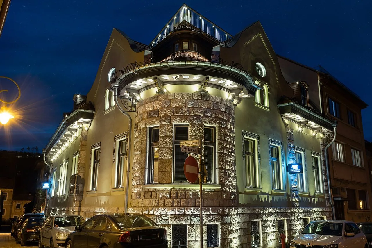 โรงแรม SCHUSTER Boarding House เมืองเก่า ใกล้ Council Square