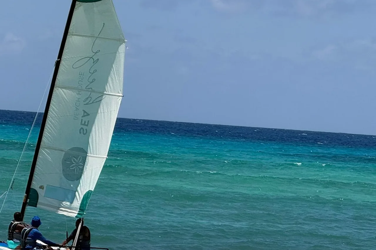 Sea Breeze Beach House by Ocean Hotels — rooms and atmosphere