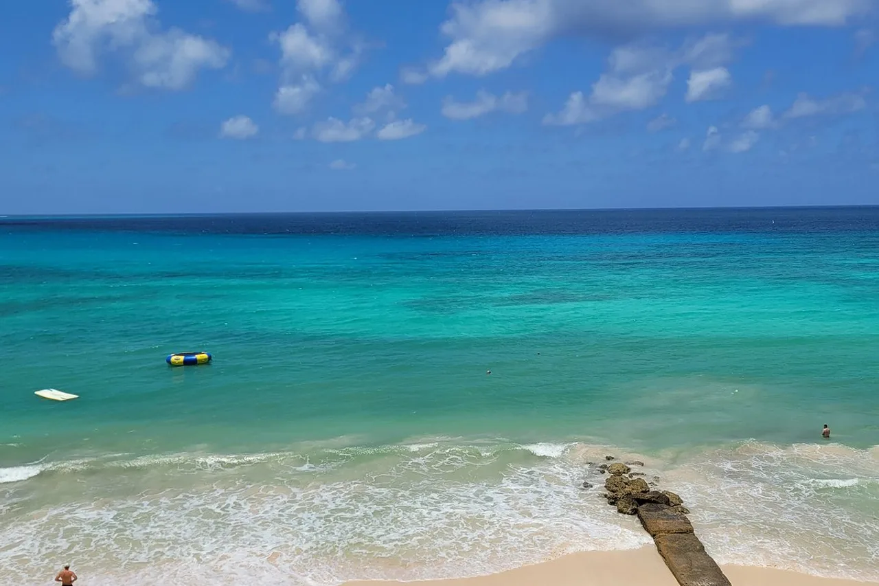 Sea Breeze Beach House by Ocean Hotels — rooms and atmosphere