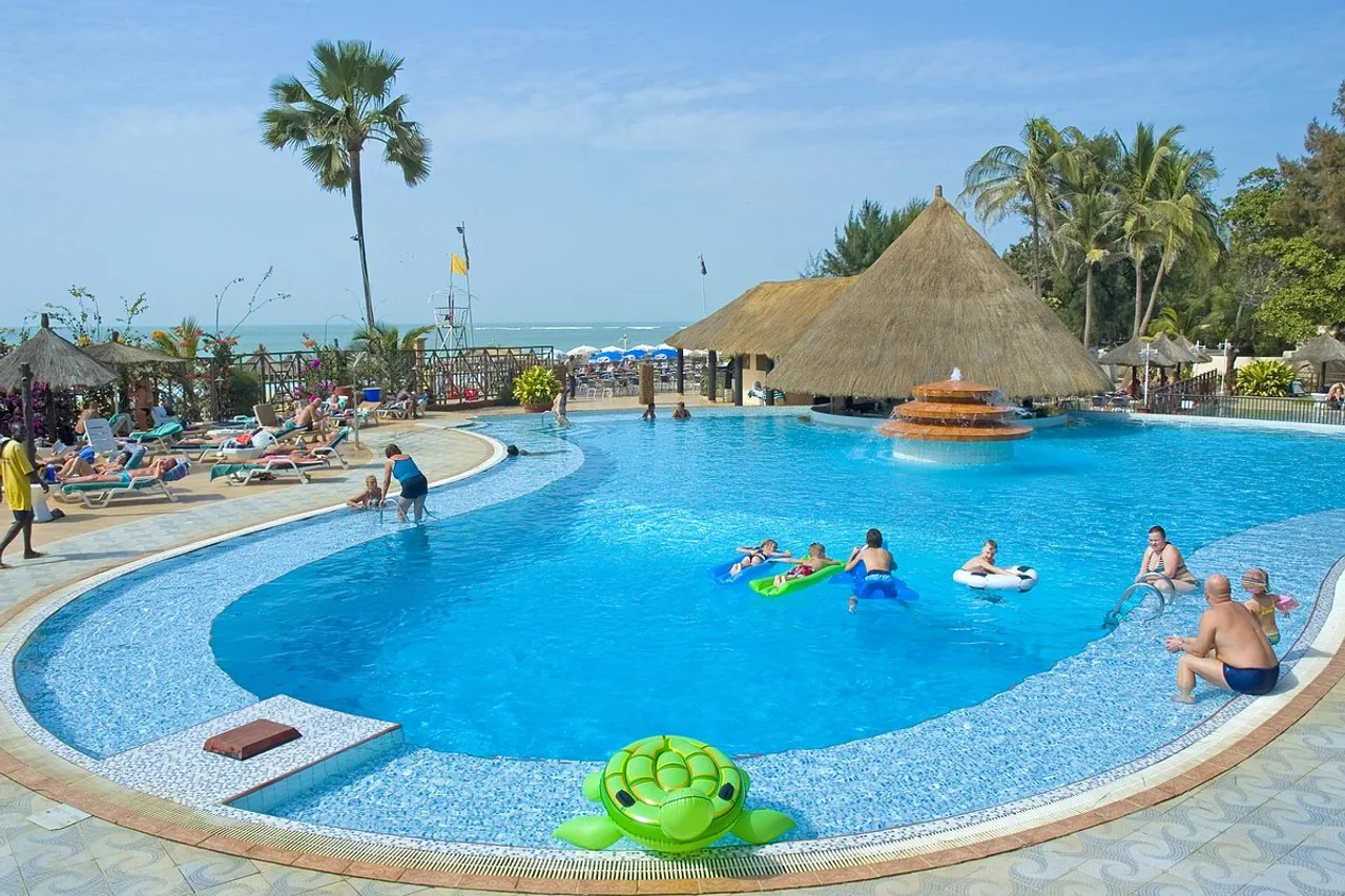 Senegambia Beach Hotel — rooms and atmosphere