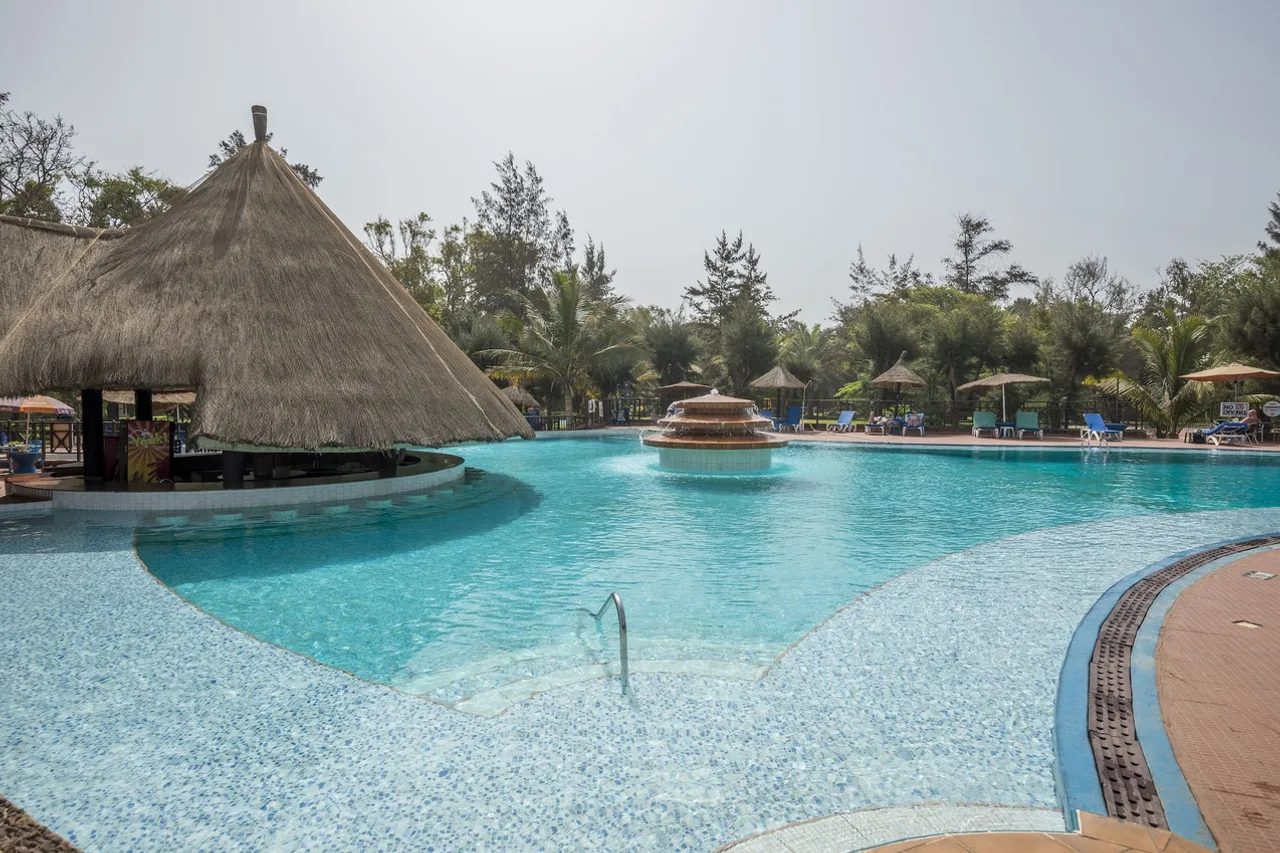 Senegambia Beach Hotel — ภาพห้องพักและบรรยากาศ