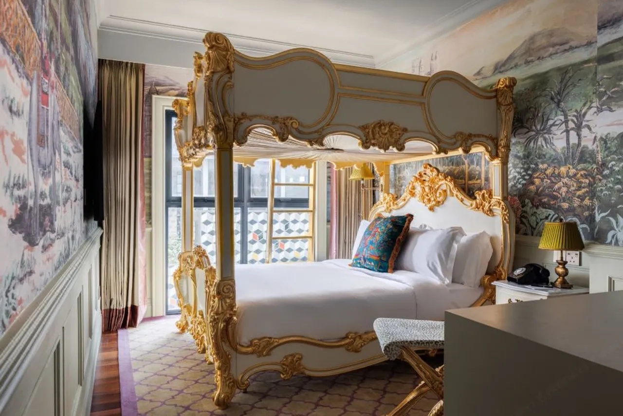 The Serangoon House Little India, Singapore, a Tribute Portfolio Hotel — rooms and atmosphere