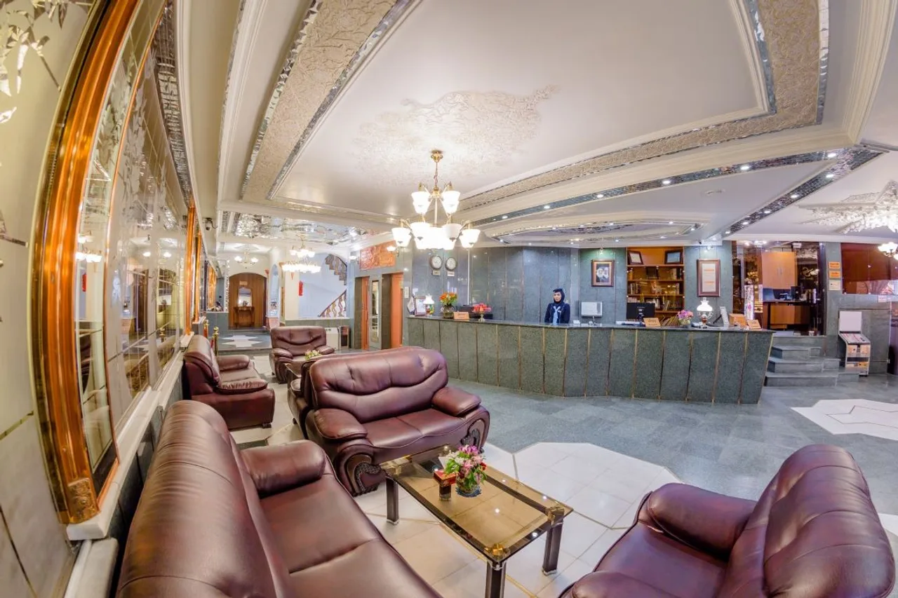 Setareh Hotel — ภาพห้องพักและบรรยากาศ