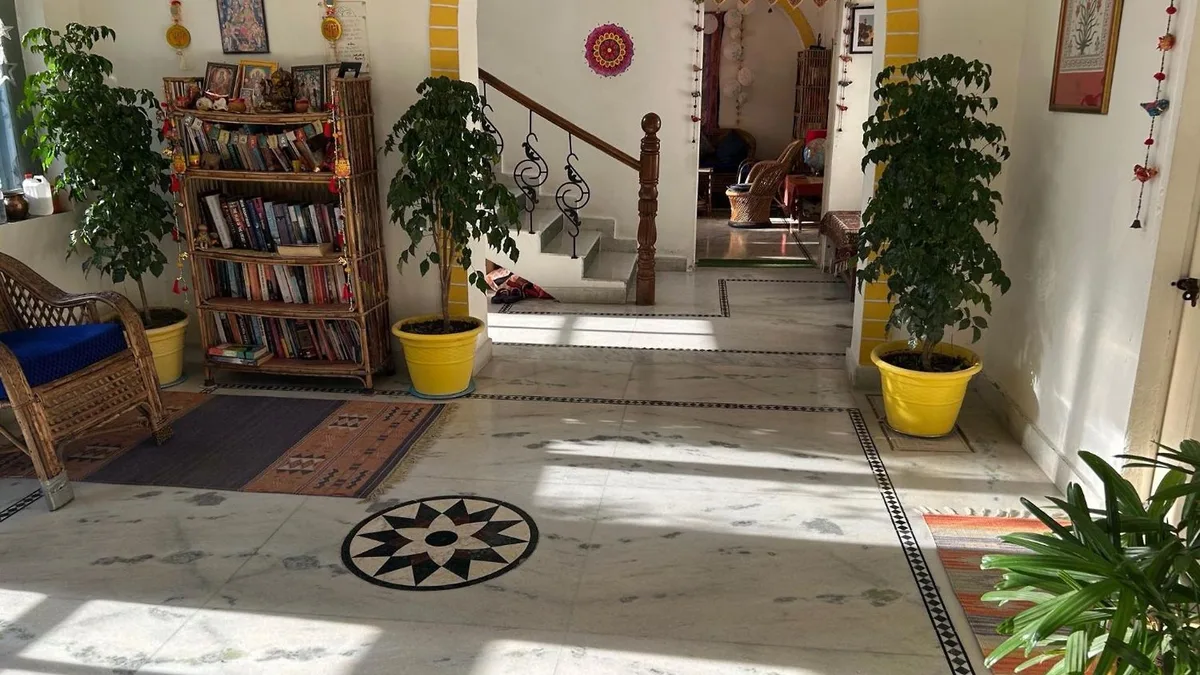 Seventh Heaven Inn Rishikesh — ภาพห้องพักและบรรยากาศ