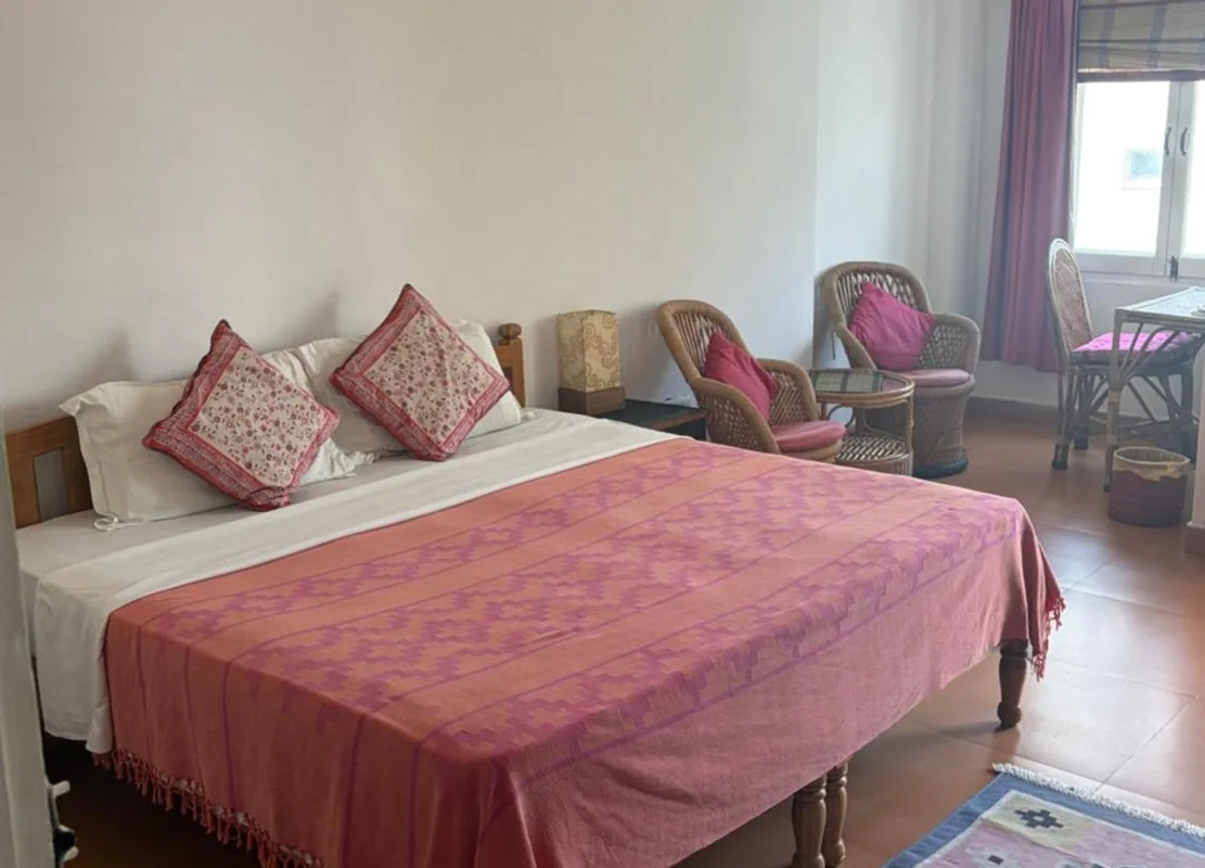 Seventh Heaven Inn Rishikesh — ภาพห้องพักและบรรยากาศ