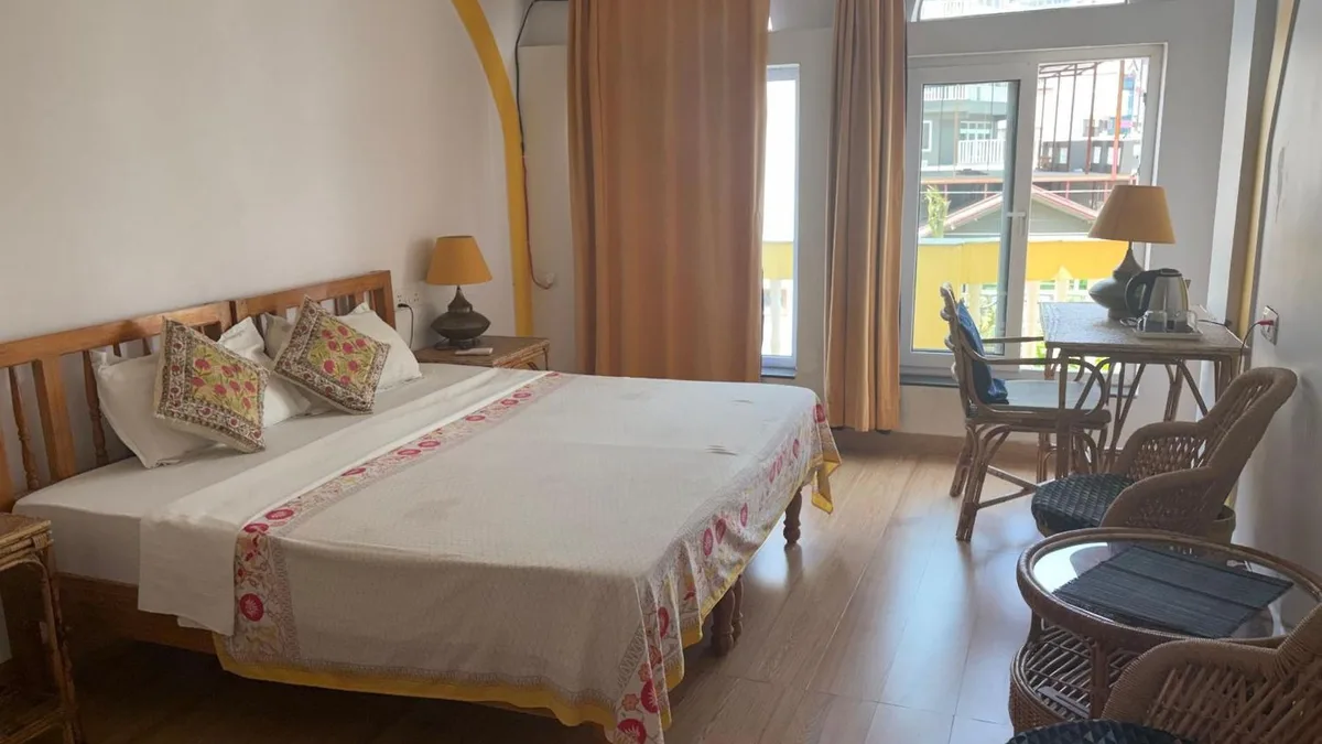 Seventh Heaven Inn Rishikesh — ภาพห้องพักและบรรยากาศ