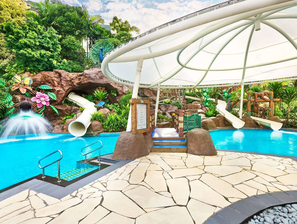 Shangri-La Rasa Sentosa Resort & Spa — rooms and atmosphere