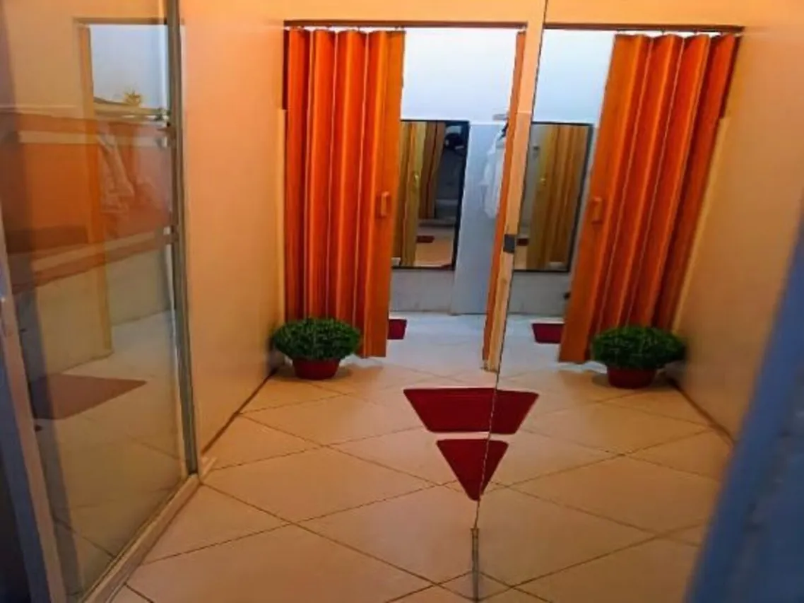 Shejoje Poshtel Hostel — rooms and atmosphere